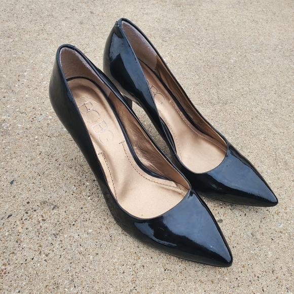 BCBG Paris Black Stiletto Heels sz 7B / 37 - Picture 5 of 9